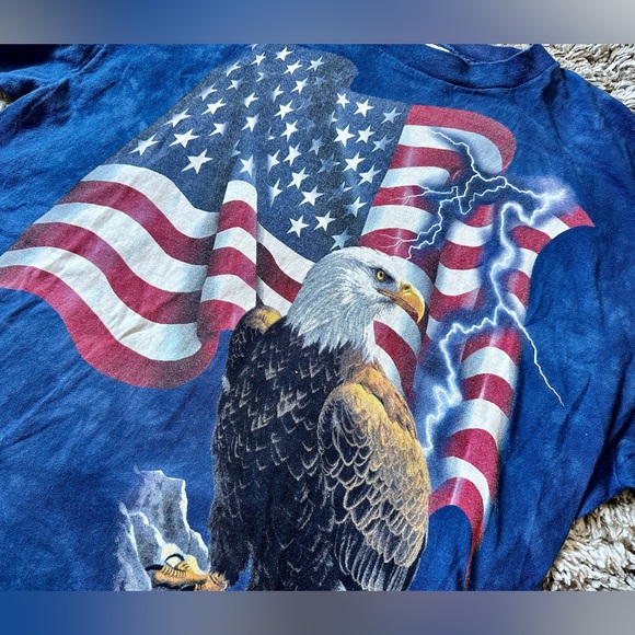 The Mountain American Thunder American Eagle shirt - Picture 3 of 5